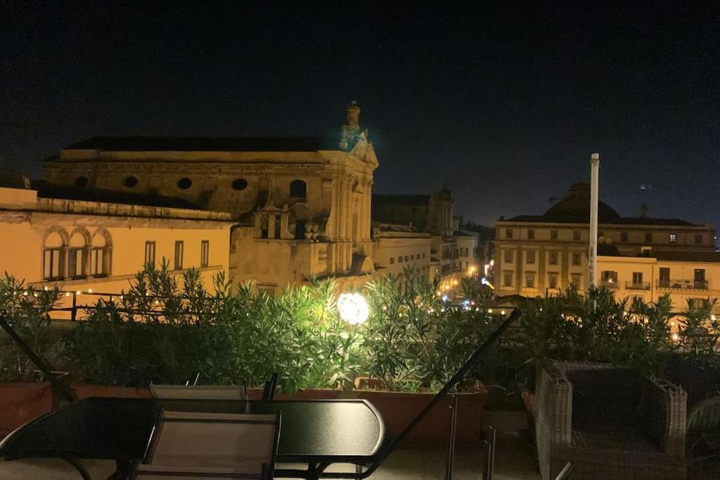 Stunning Kalsa Apartment Palermo Exterior foto